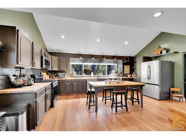 5649 Quinlin Ct, Parker, CO 80134
