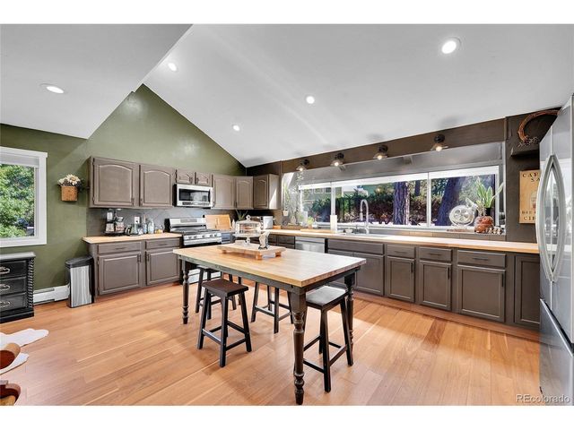 5649 Quinlin Ct, Parker, CO 80134