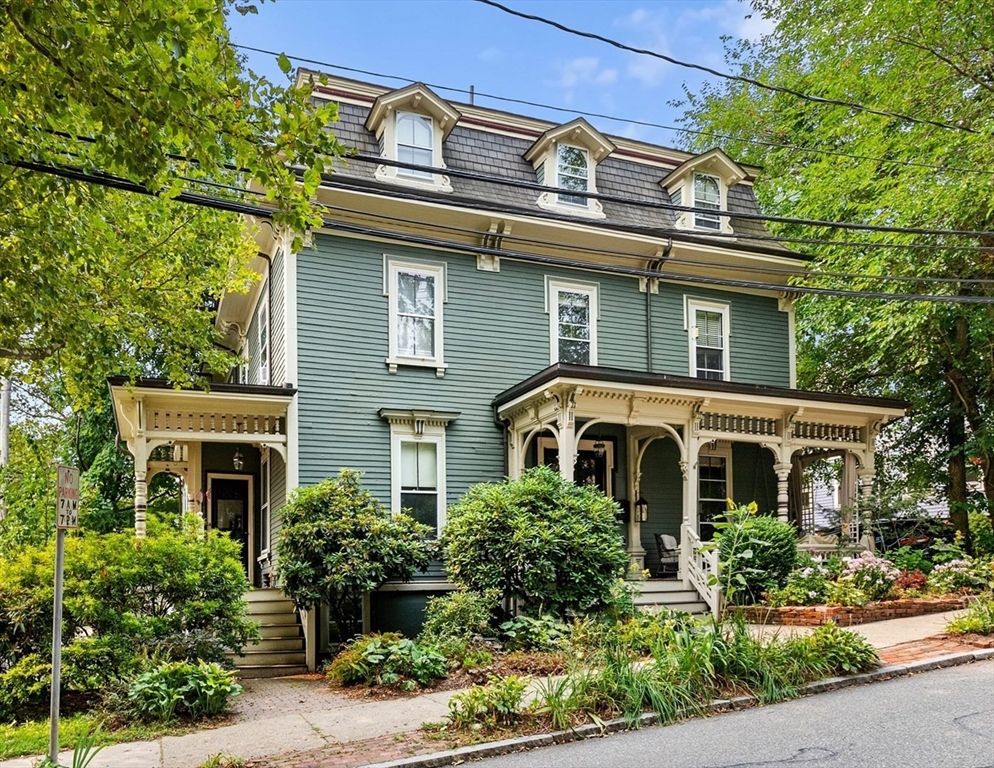 14 Russell St 3, Arlington, MA 02474