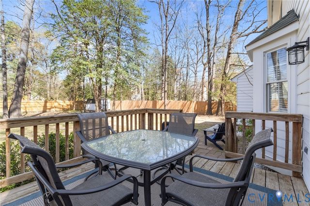 9306 Drawbridge Rd, Mechanicsville, VA 23116