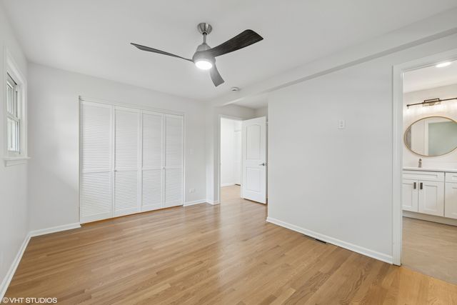 30 Crescent Drive, Glenview, IL 60025