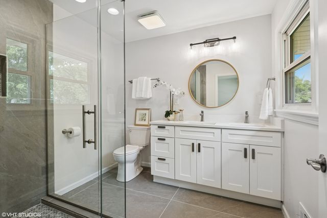 30 Crescent Drive, Glenview, IL 60025