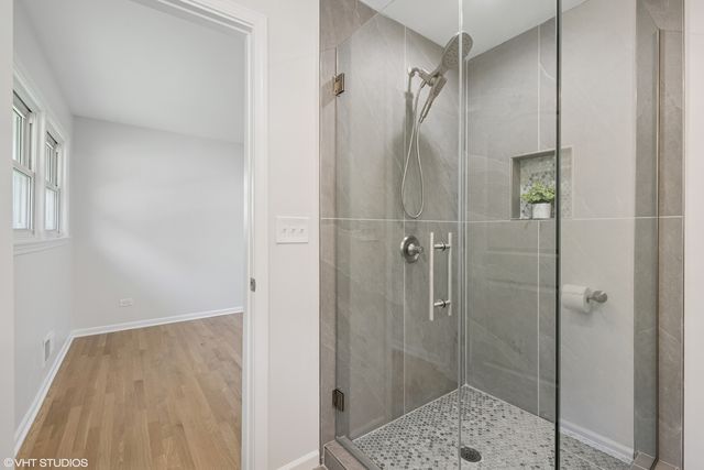 30 Crescent Drive, Glenview, IL 60025