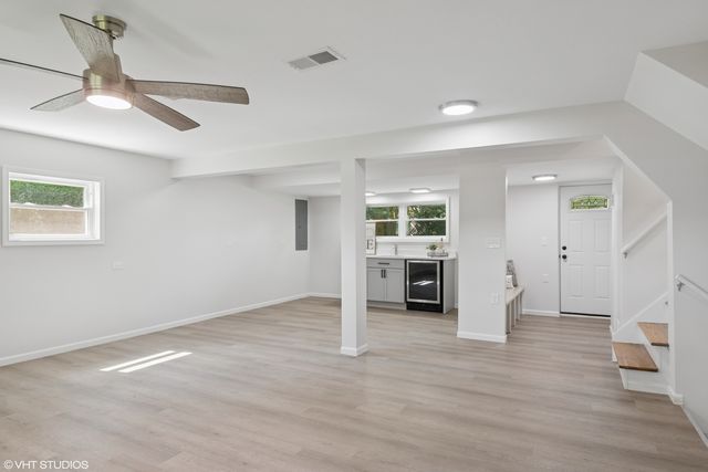 30 Crescent Drive, Glenview, IL 60025