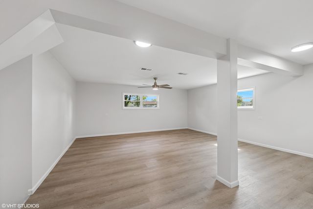 30 Crescent Drive, Glenview, IL 60025