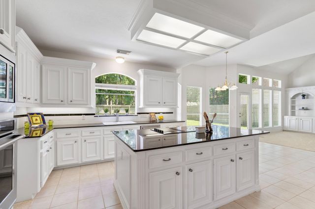 6907 Cutten Parkway, Houston, TX 77069