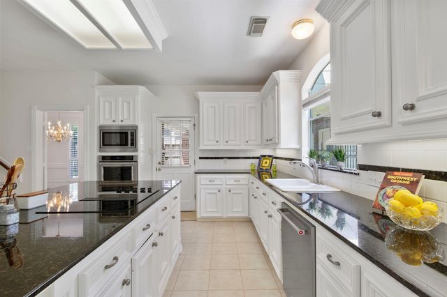 6907 Cutten Parkway, Houston, TX 77069