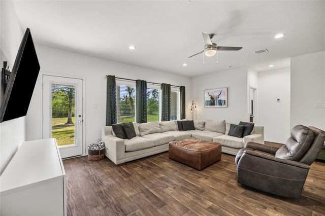 3010 Constantine Street, New Caney, TX 77357