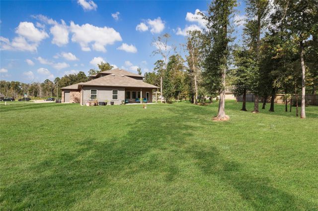 3010 Constantine Street, New Caney, TX 77357