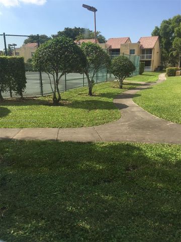 4746 NW 97th Ct 72, Doral, FL 33178
