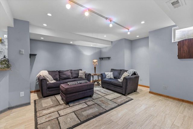 10974 14th COURT, Kenosha, WI 53158