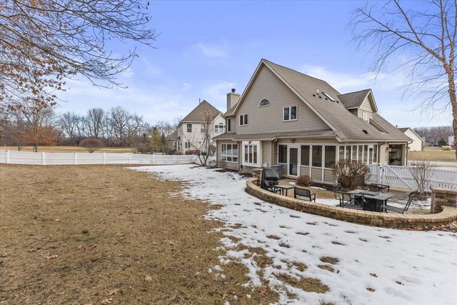 10974 14th COURT, Kenosha, WI 53158