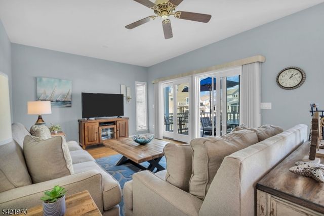 43 Farragut Dr, Brick Twp., NJ 08723