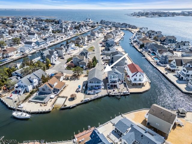 43 Farragut Dr, Brick Twp., NJ 08723