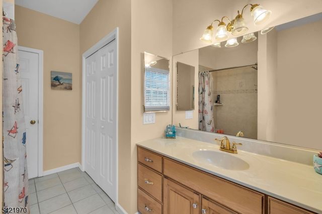 43 Farragut Dr, Brick Twp., NJ 08723