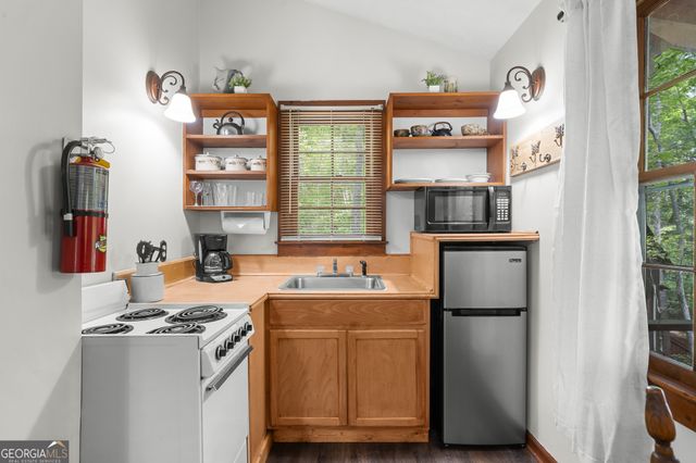 55 Misty Mountain Lane, Blairsville, GA 30512