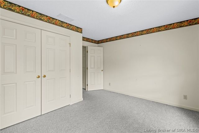 5315 Old Vincennes Road, Floyds Knobs, IN 47119