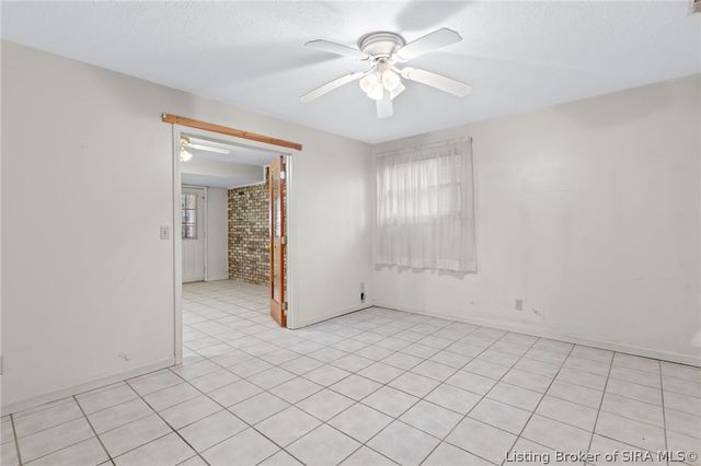 5315 Old Vincennes Road, Floyds Knobs, IN 47119