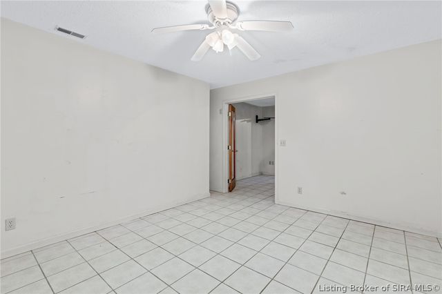 5315 Old Vincennes Road, Floyds Knobs, IN 47119
