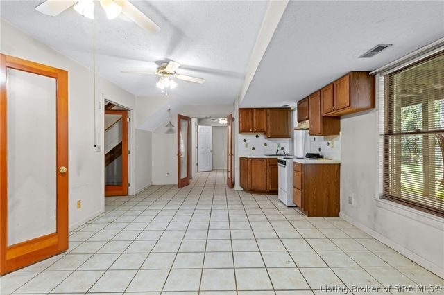 5315 Old Vincennes Road, Floyds Knobs, IN 47119