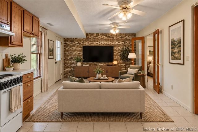 5315 Old Vincennes Road, Floyds Knobs, IN 47119
