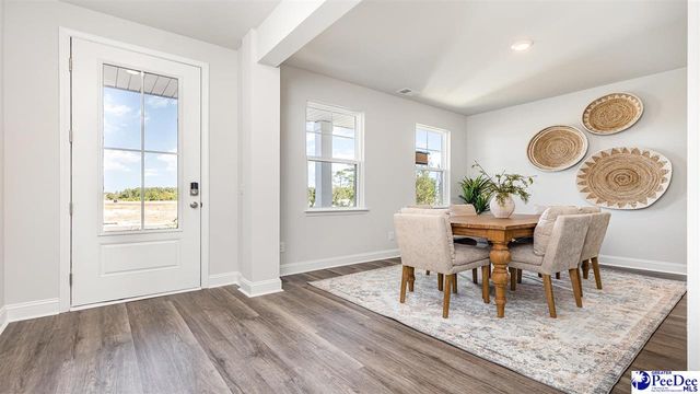 2899 Fish Hawk Ln, Florence, SC 29505