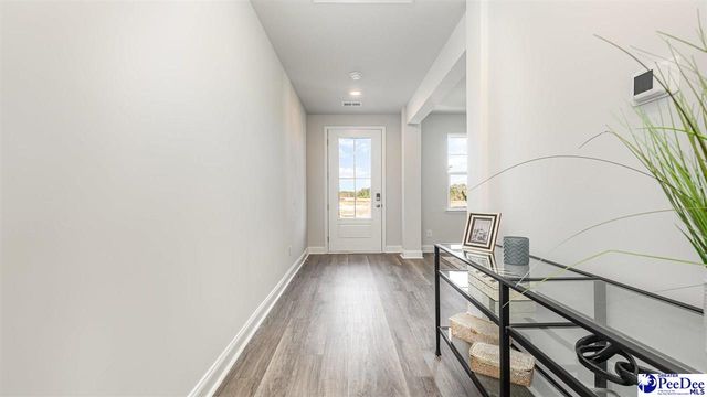 2899 Fish Hawk Ln, Florence, SC 29505