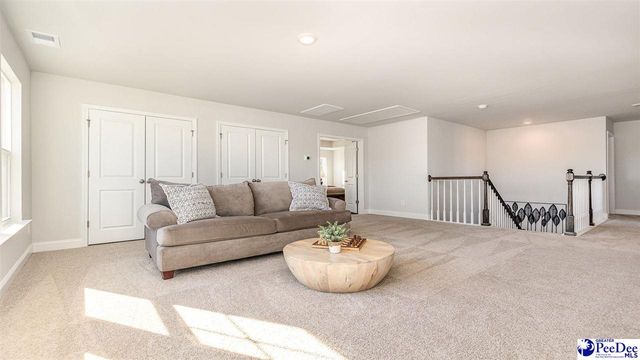 2899 Fish Hawk Ln, Florence, SC 29505