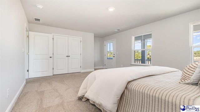 2899 Fish Hawk Ln, Florence, SC 29505