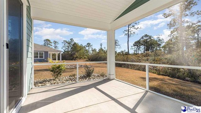 2899 Fish Hawk Ln, Florence, SC 29505