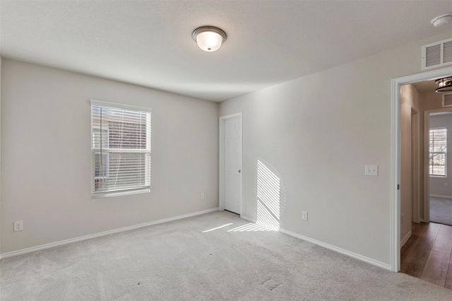 10121 Wyseby Road, Fort Worth, TX 76036