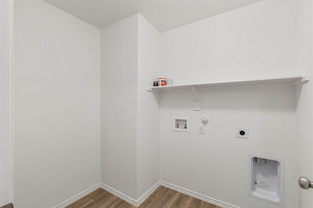 10121 Wyseby Road, Fort Worth, TX 76036