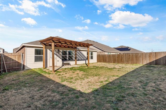 10121 Wyseby Road, Fort Worth, TX 76036