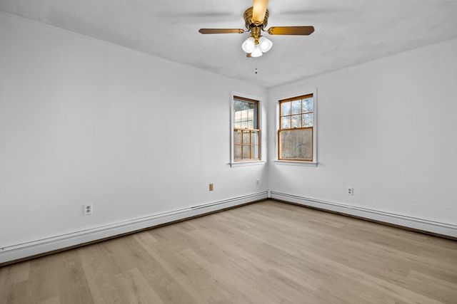 24 Reilly Ave, Blackstone, MA 01504