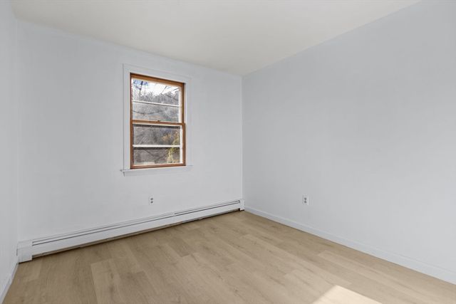 24 Reilly Ave, Blackstone, MA 01504