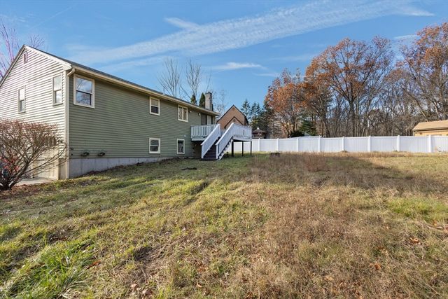 24 Reilly Ave, Blackstone, MA 01504