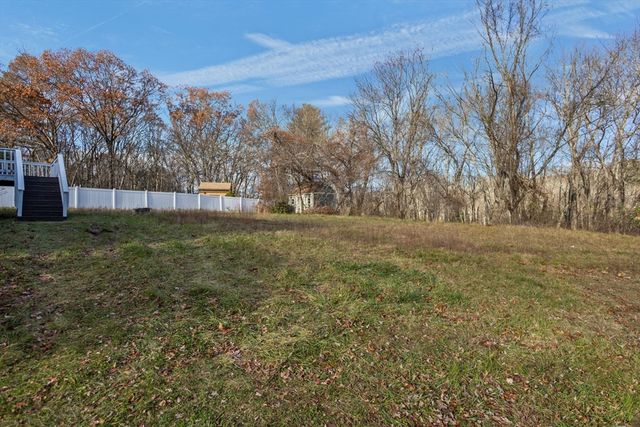 24 Reilly Ave, Blackstone, MA 01504