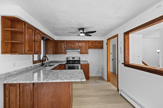 24 Reilly Ave, Blackstone, MA 01504