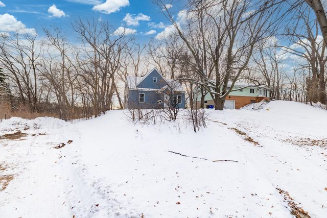 58 Wheelock Parkway E, Saint Paul, MN 55117