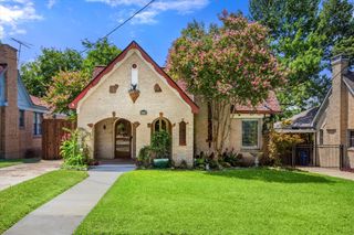 446 W Suffolk Avenue, Dallas, TX 75208