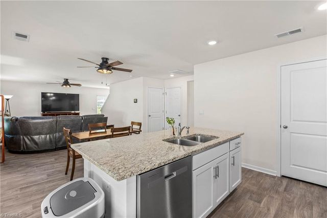 238 Jackson Way, Lexington, NC 27292