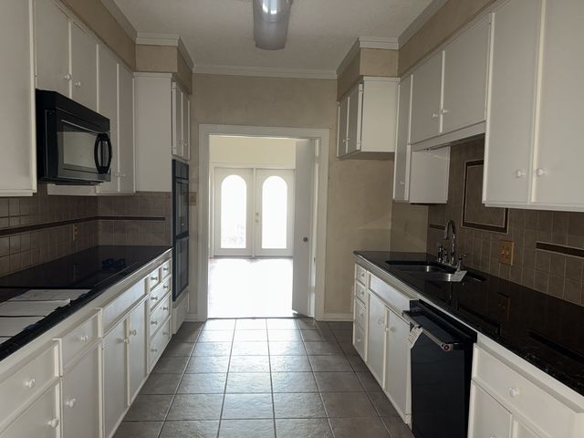 1022 Troup Highway, Tyler, TX 75701