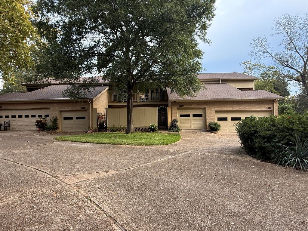 1022 Troup Highway, Tyler, TX 75701