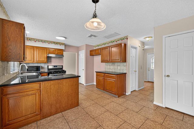 4514 Treasure Trail, Sugar Land, TX 77479