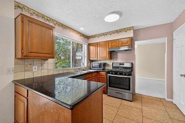 4514 Treasure Trail, Sugar Land, TX 77479