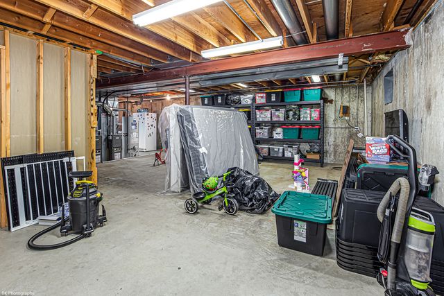 8314 Heather Lane, Tinley Park, IL 60477