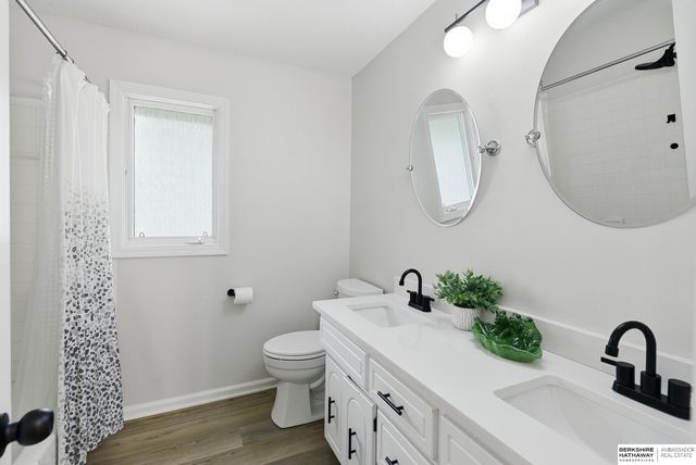 21330 Brentwood Road, Omaha, NE 68022