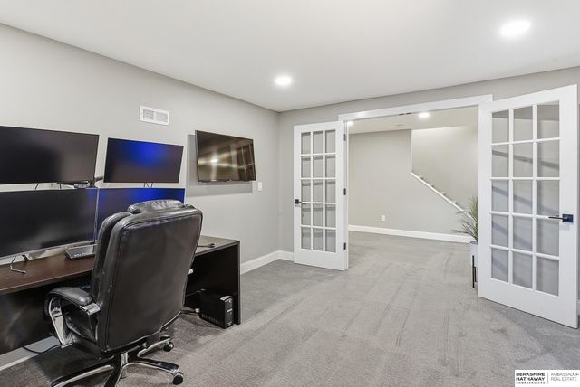 21330 Brentwood Road, Omaha, NE 68022