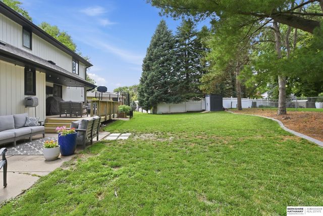 21330 Brentwood Road, Omaha, NE 68022