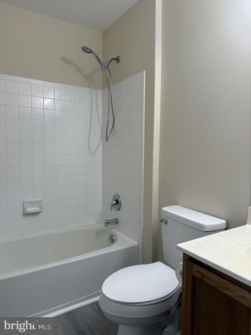 137 DARLING ST, Newark, DE 19702